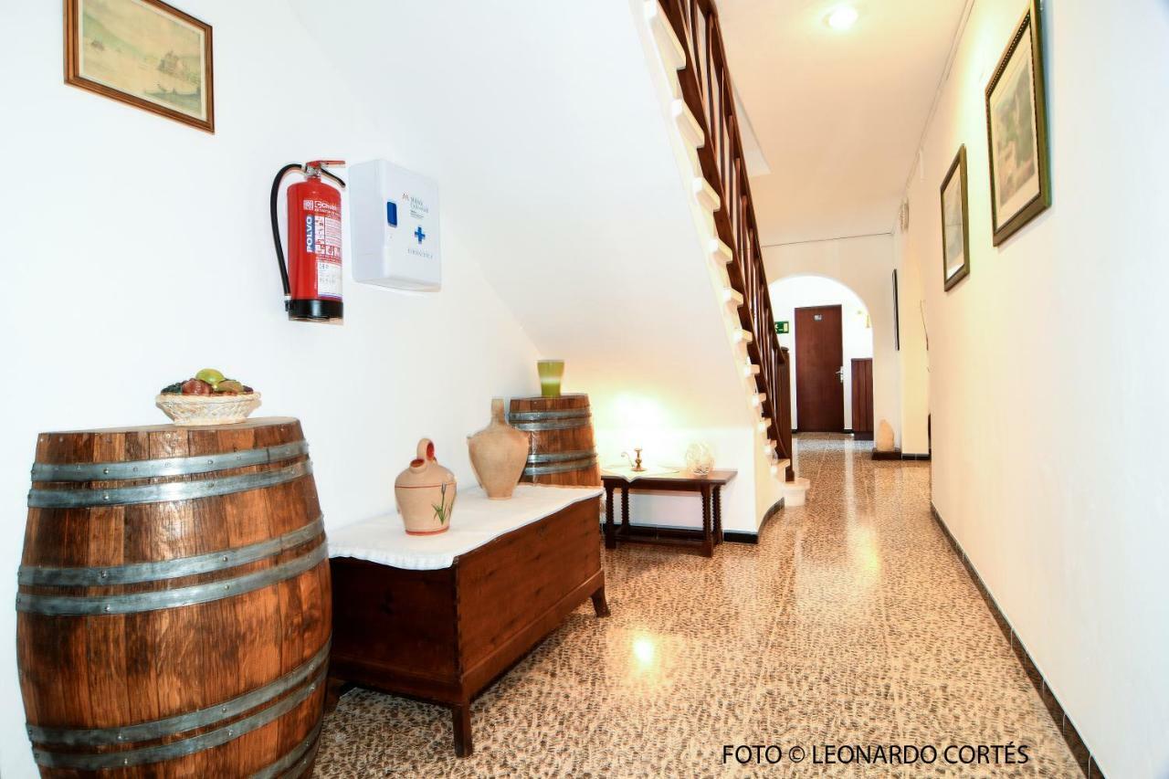 Hostal La Ceiba Cala d'Or  Exterior photo